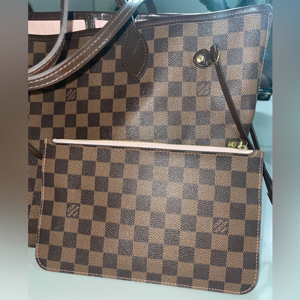 Louis Vuitton Neverfull MM